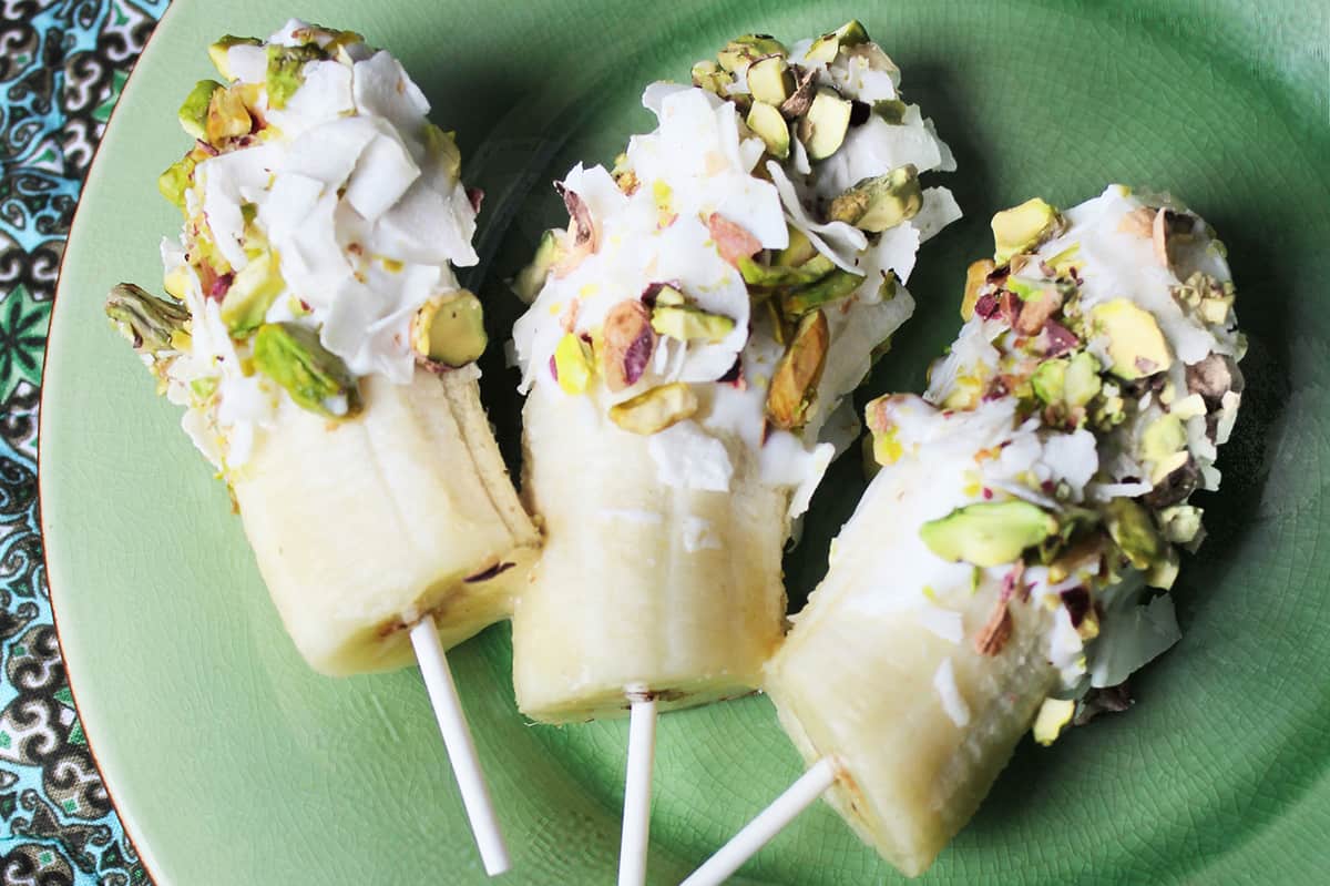 Easy Frozen Banana Yogurt Crunch Pops | Healthy Family Project