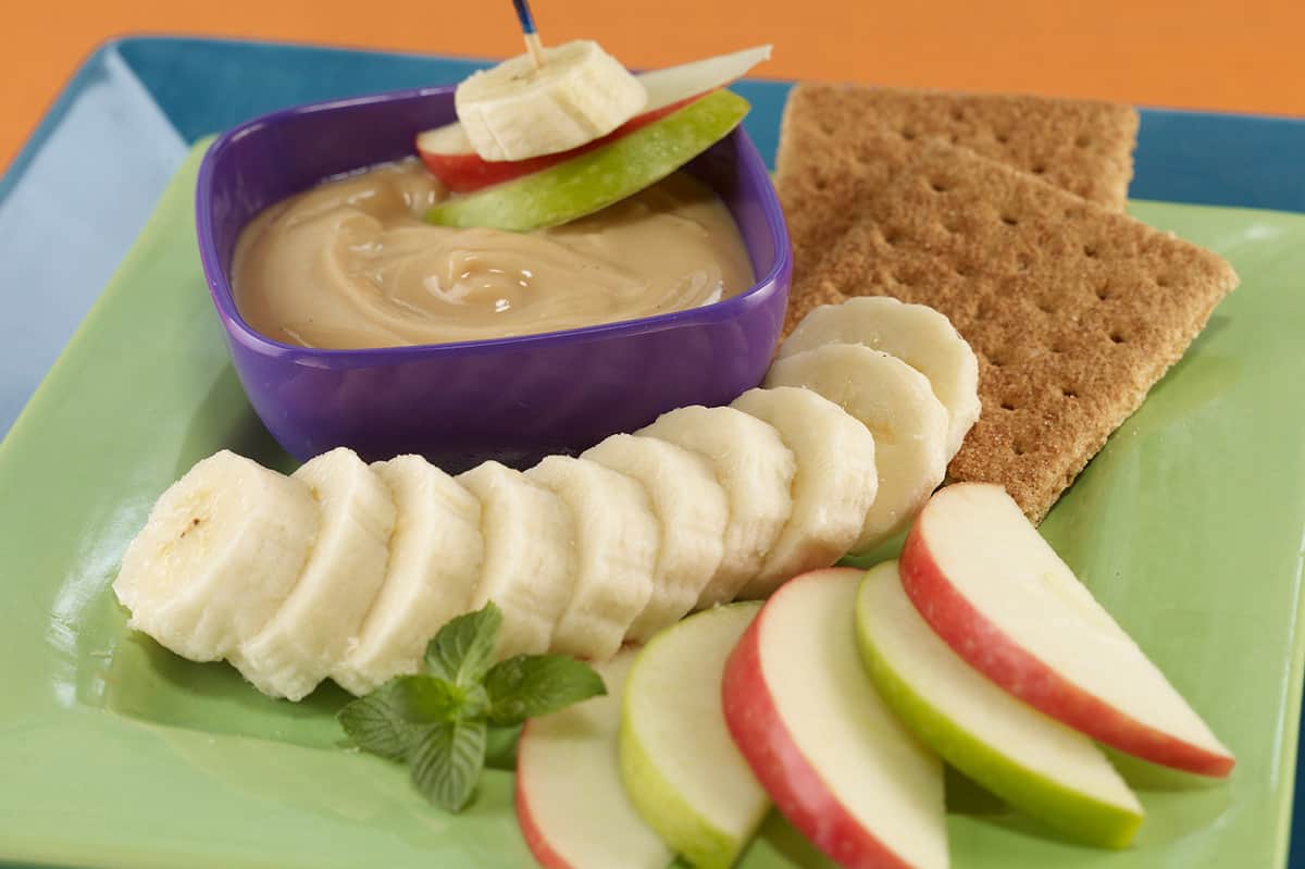 Healthy Caramel Maple Yogurt Dip