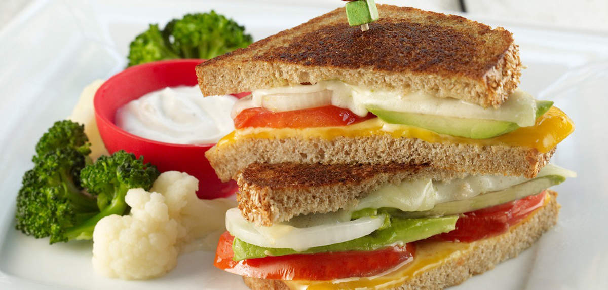 Grilled Cheese and Tomato Sandwich