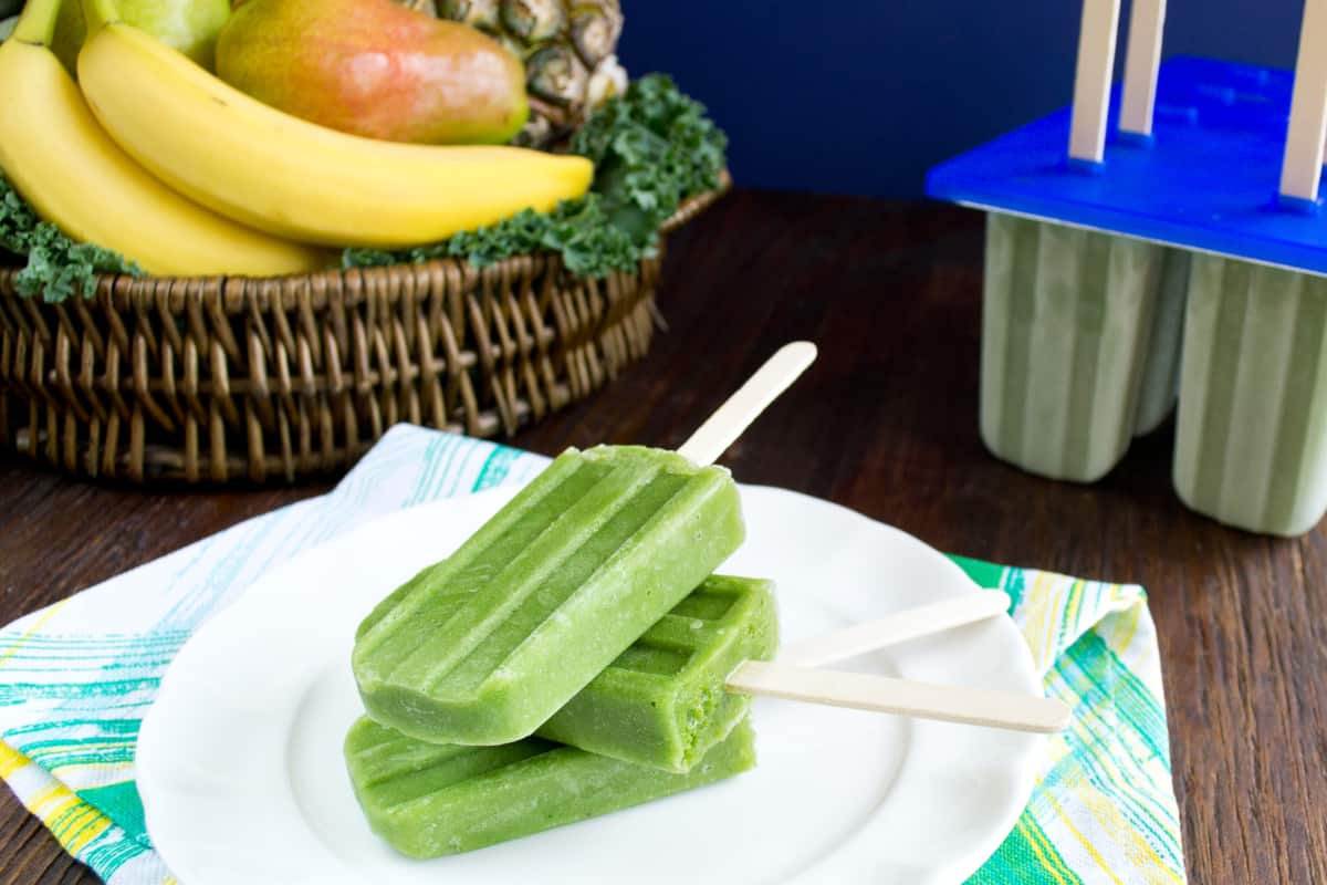 Green smoothie pops