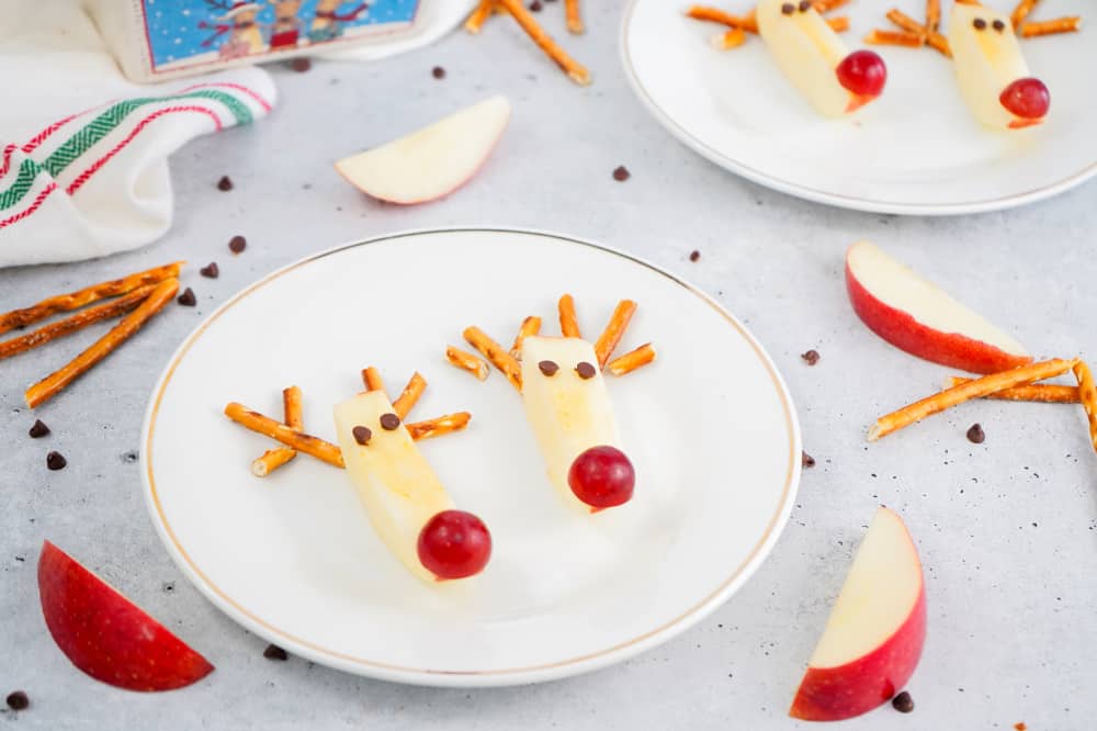 rudolph the red nose reindeer apple snacks for kids