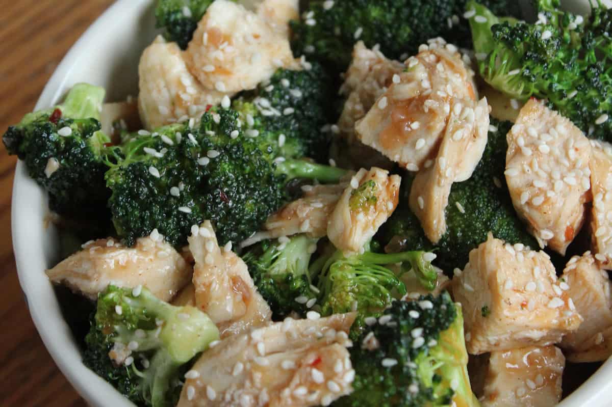 Sesame Chicken & Broccoli in a bowl 