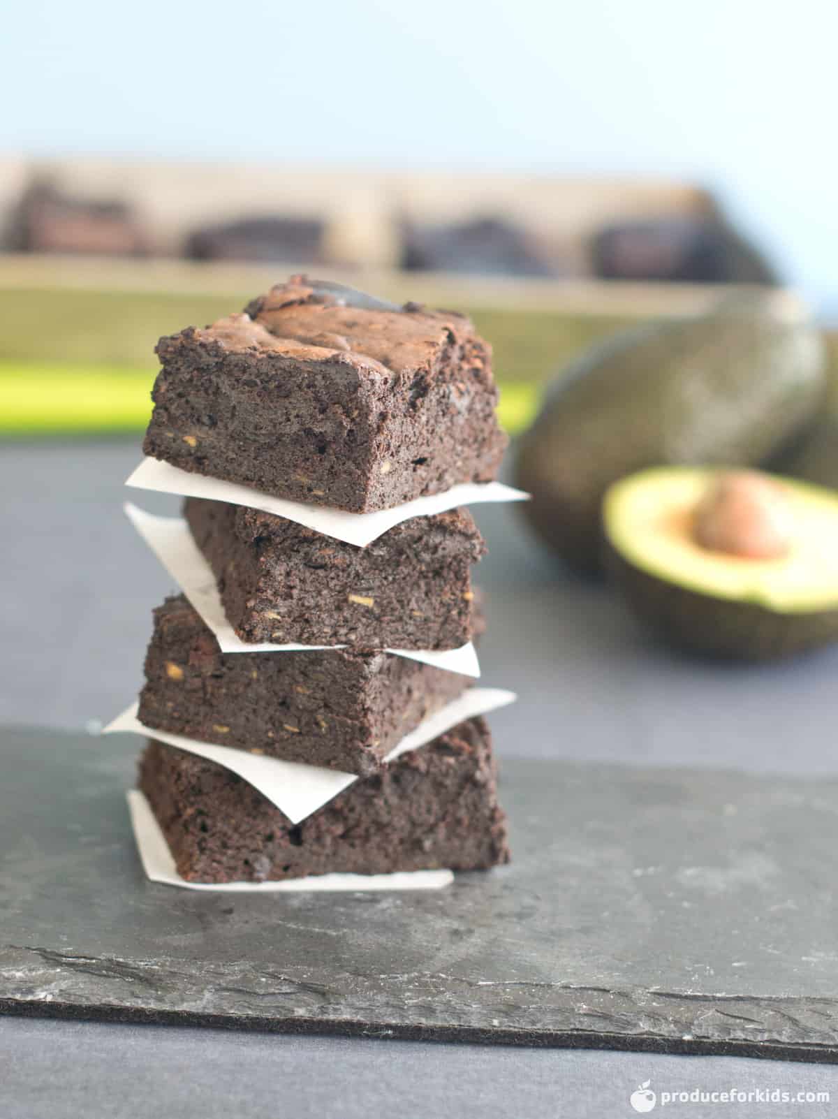 dark chocolate avocado brownies 