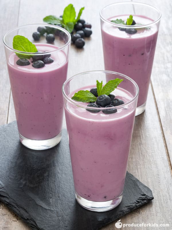 Banana, Blueberry & Mango Smoothie | Healthy Family Project