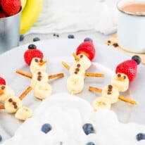 How To Make Snowman Fruit Kabobs