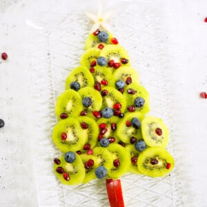 how to make a kiwi fruit Christmas tree platter 7