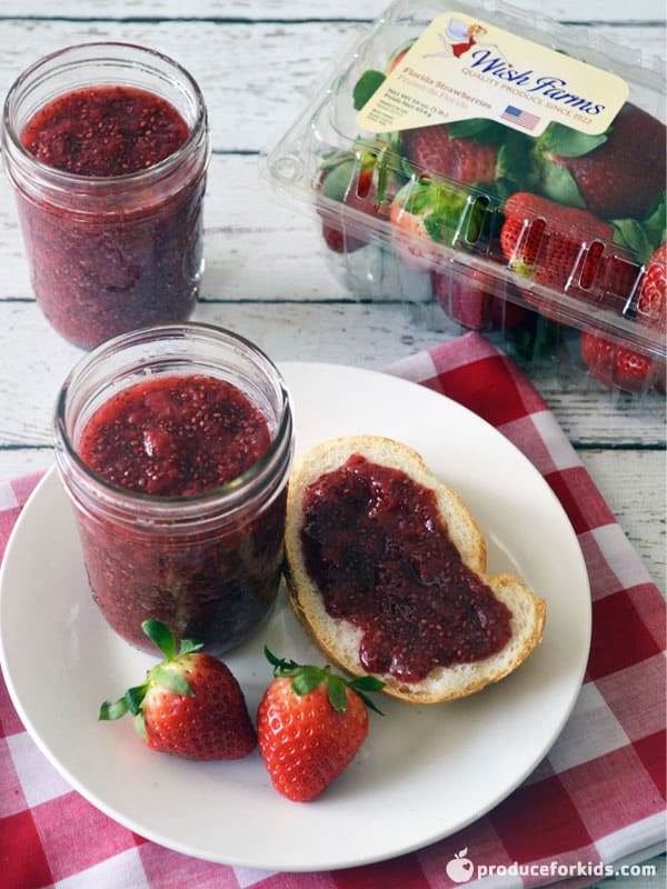 Tasty Ways to Preserve Strawberries for later