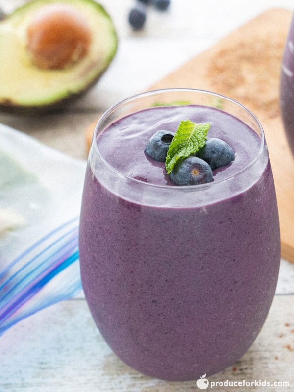 https://healthyfamilyproject.com/wp-content/uploads/2020/01/Blueberry-Avocado-Smoothie-LR-WM.jpg