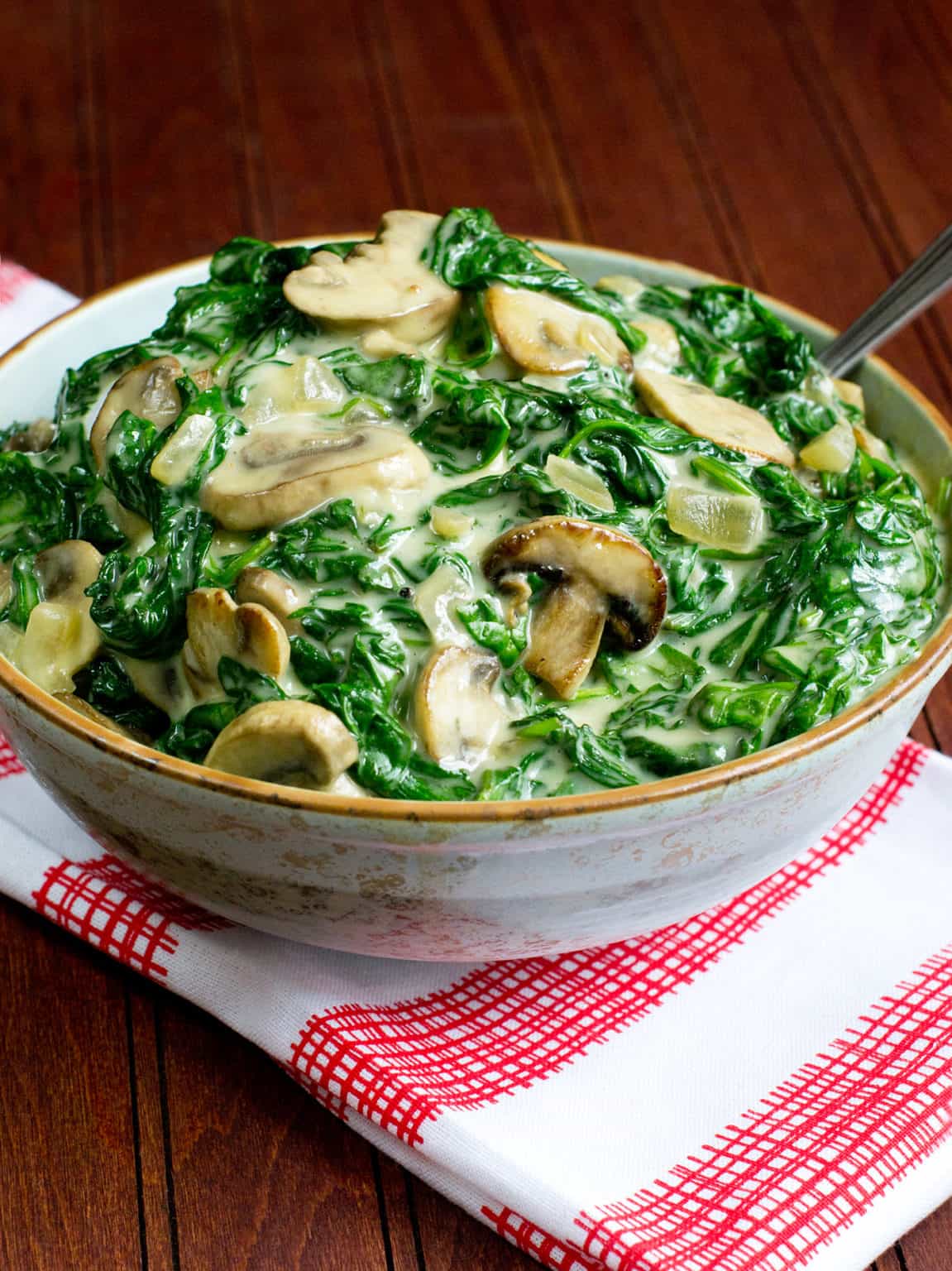 Healthy Creamed Spinach Recipe With Mushrooms | Healthy Family Project