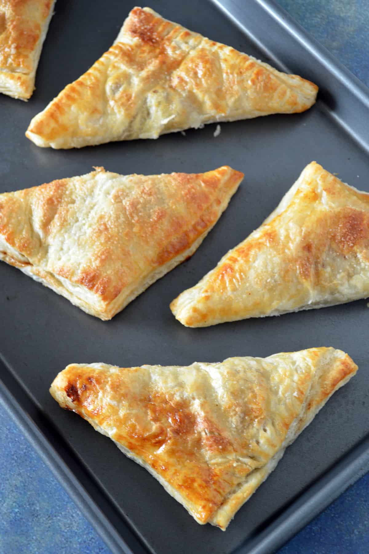 Easy Puff Pastry Apple Turnovers