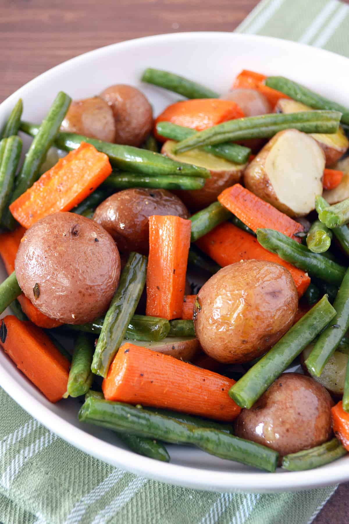Easy Roasted Potatoes with Green Beans and Carrots Healthy Family Project