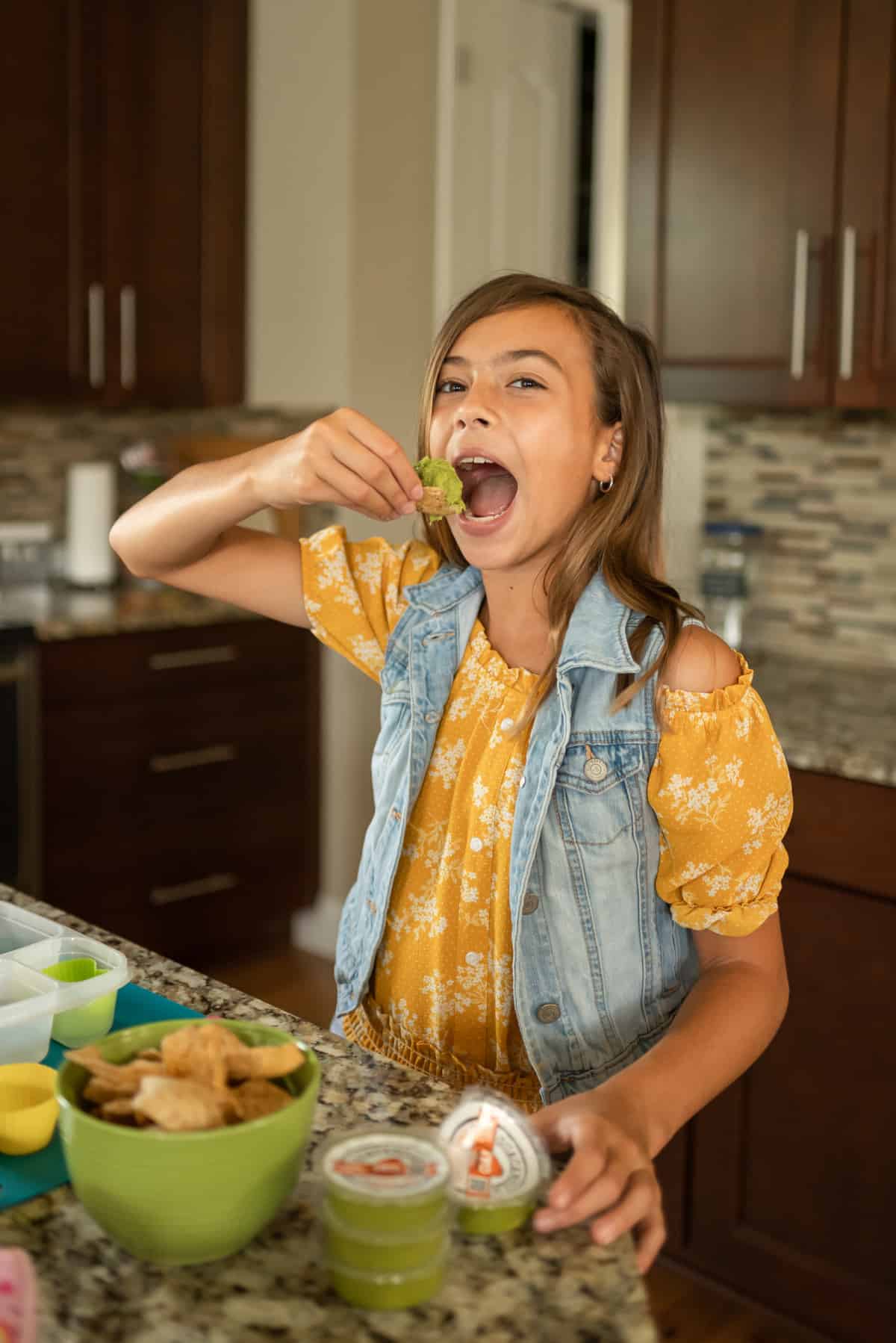 How to make Easy BBQ Chicken Taquitos 