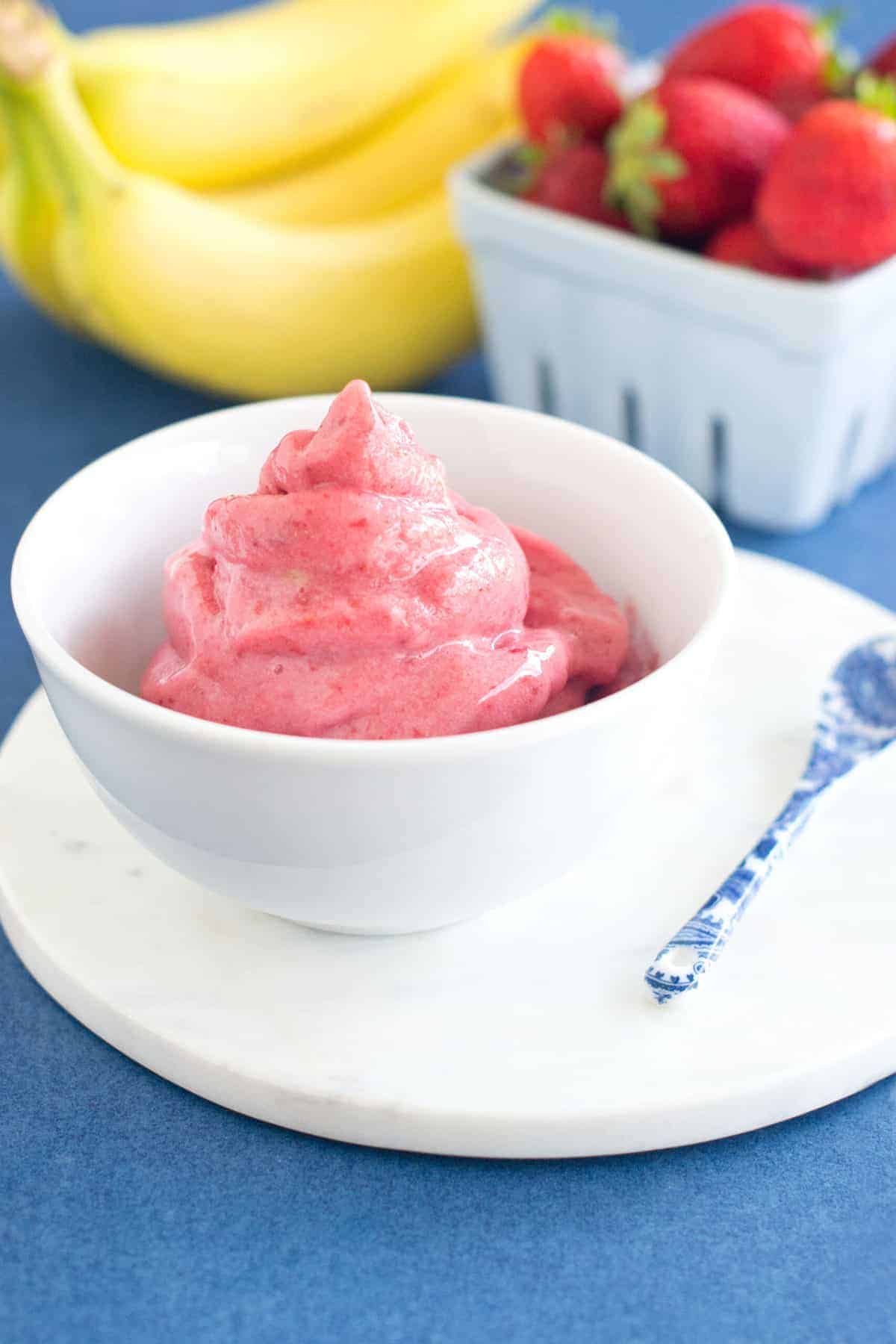 Banana Blender Ice Cream. Video How-To. Pink, Banana and Blueberry. 