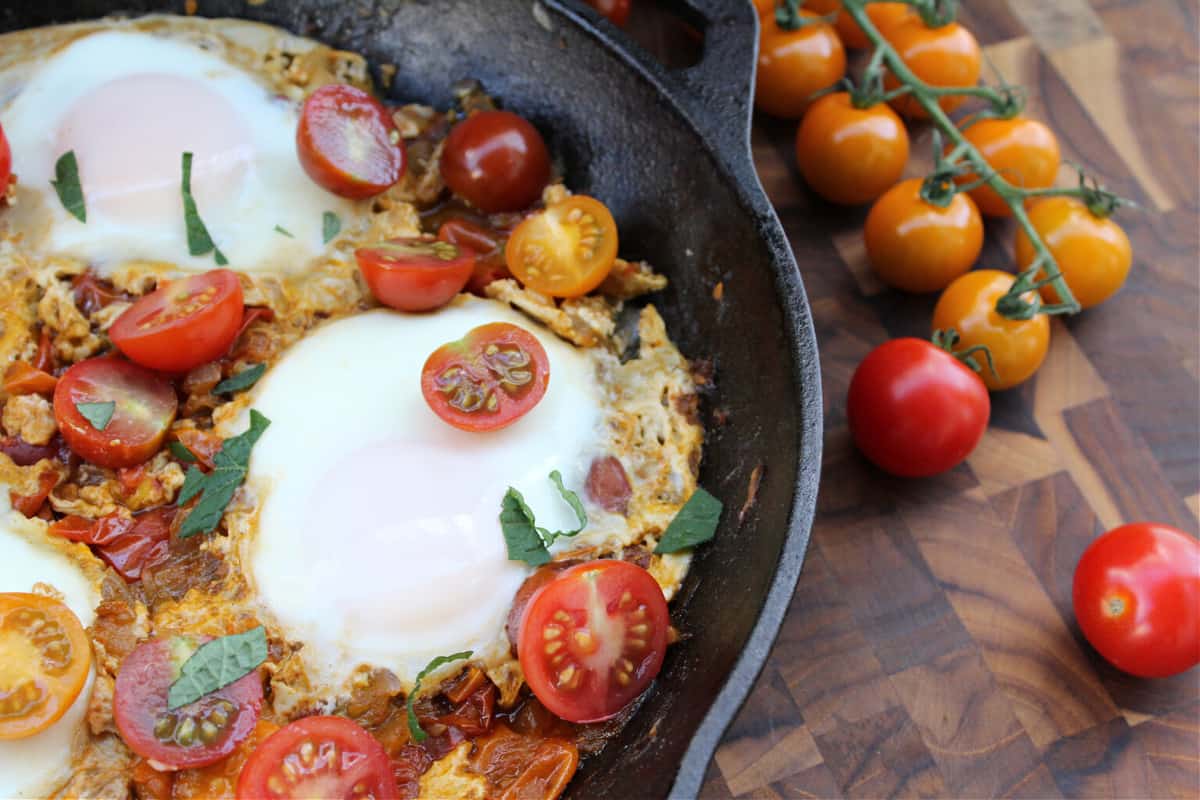 How To Make Shakshouka Using Fresh Tomatoes - Healthy Family Project