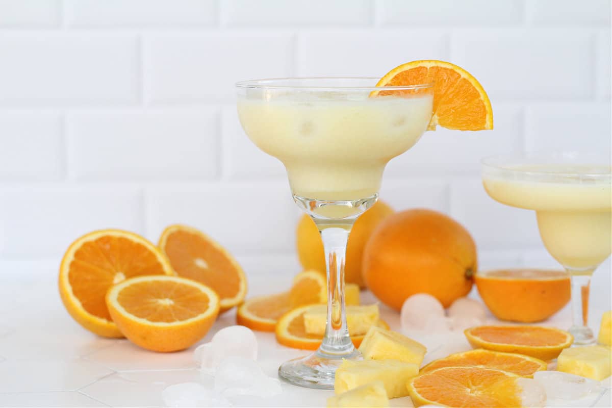 https://healthyfamilyproject.com/wp-content/uploads/2022/06/orange-pineapple-coconut-mocktail4.jpg