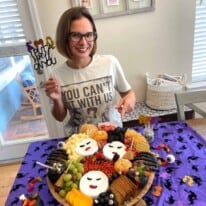 How To Make A Hocus Pocus Charcuterie Board