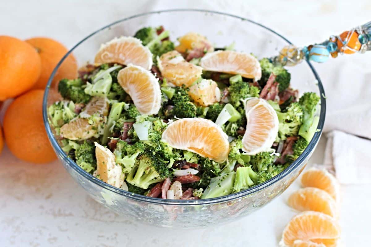 Easy Broccoli Salad with Mandarins