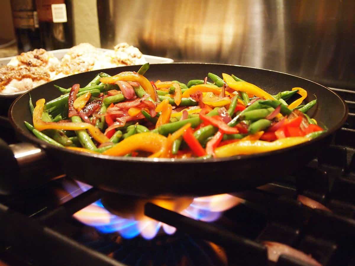 Spicy Sriracha Shrimp Stir-Fry - Pan Filled With Veggies