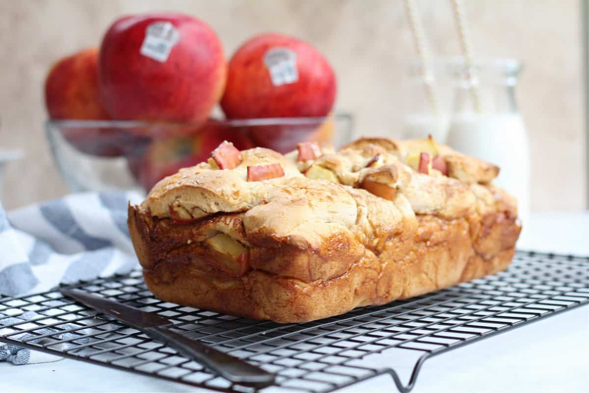 Best Gluten free apple cinnamon pull apart bread
