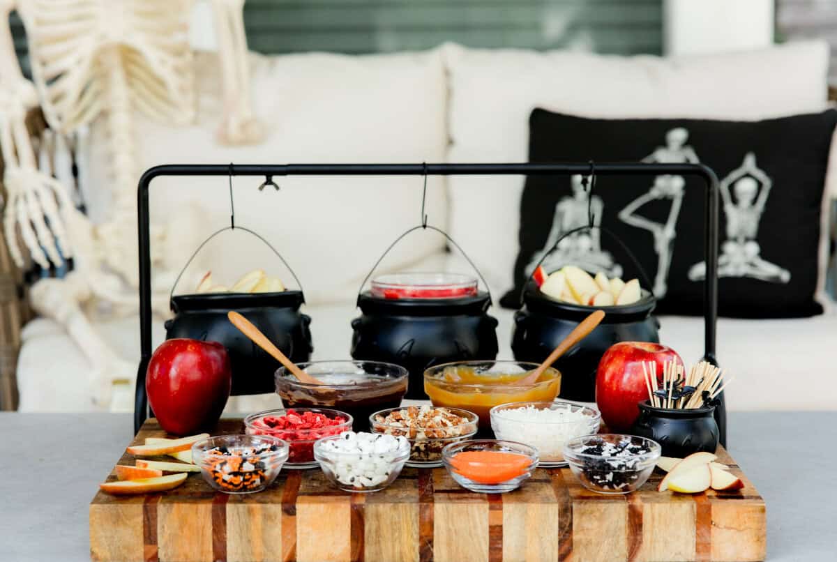 Spooktacular Halloween Apple Slice Bar with JAZZ™ Apples - Healthy Family Project